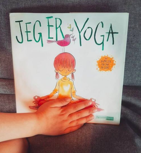 Image Hjemme- yoga: youtube eller bok? - 1